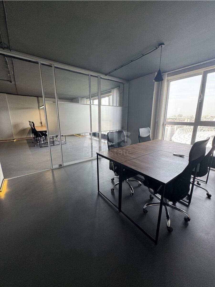 Office vul. Dilova 2Б, 140m2585341