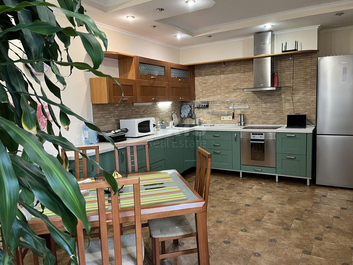 3k apartment vul. Dragomanova 31Б0