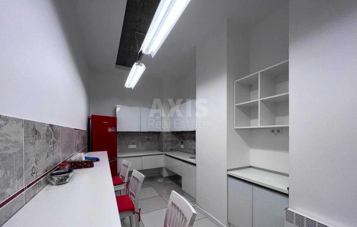 Office uzv. Klovs'kyj 7, 170m24