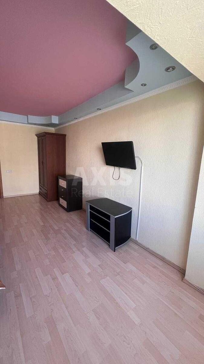 2k apartment vul. Mukachivs'ka 82