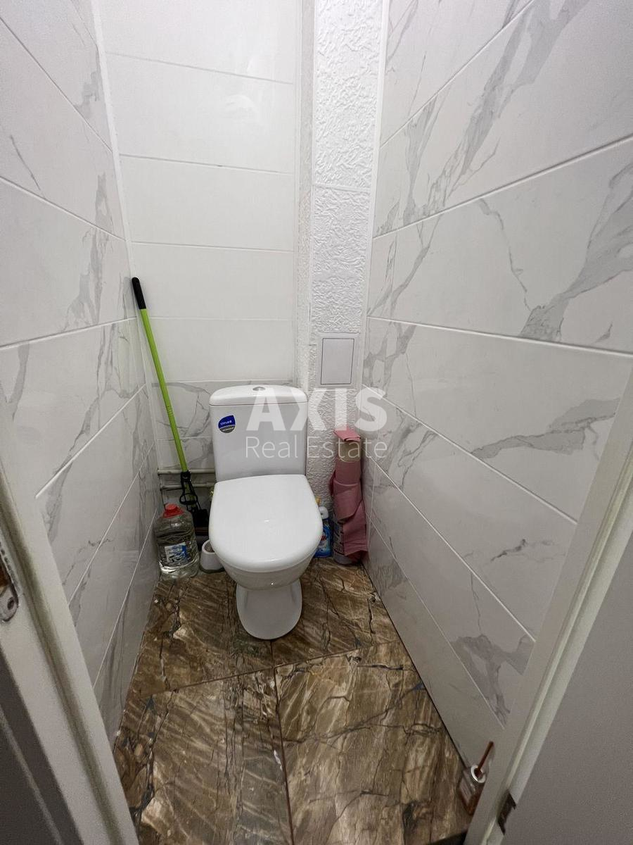 1k apartment vul. Smolycha Jurija 6А5