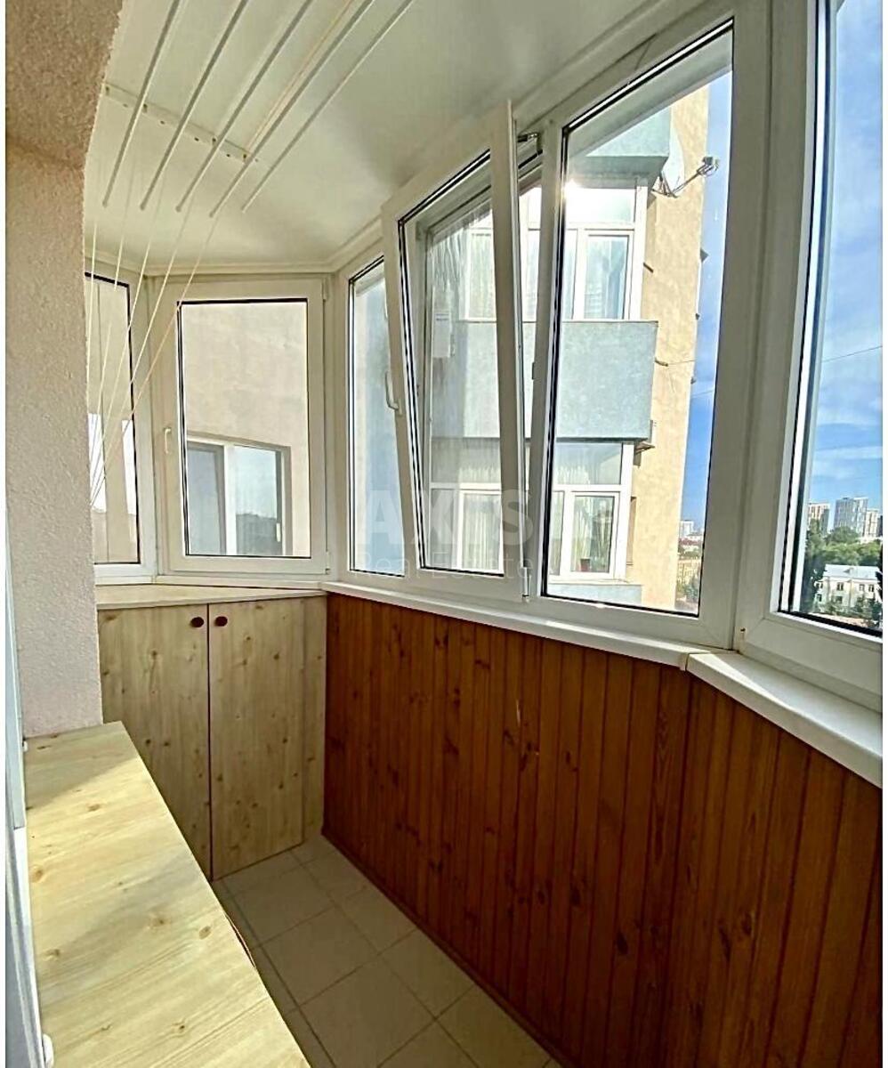 1k apartment vul. Kurs'ka 13Е6332112