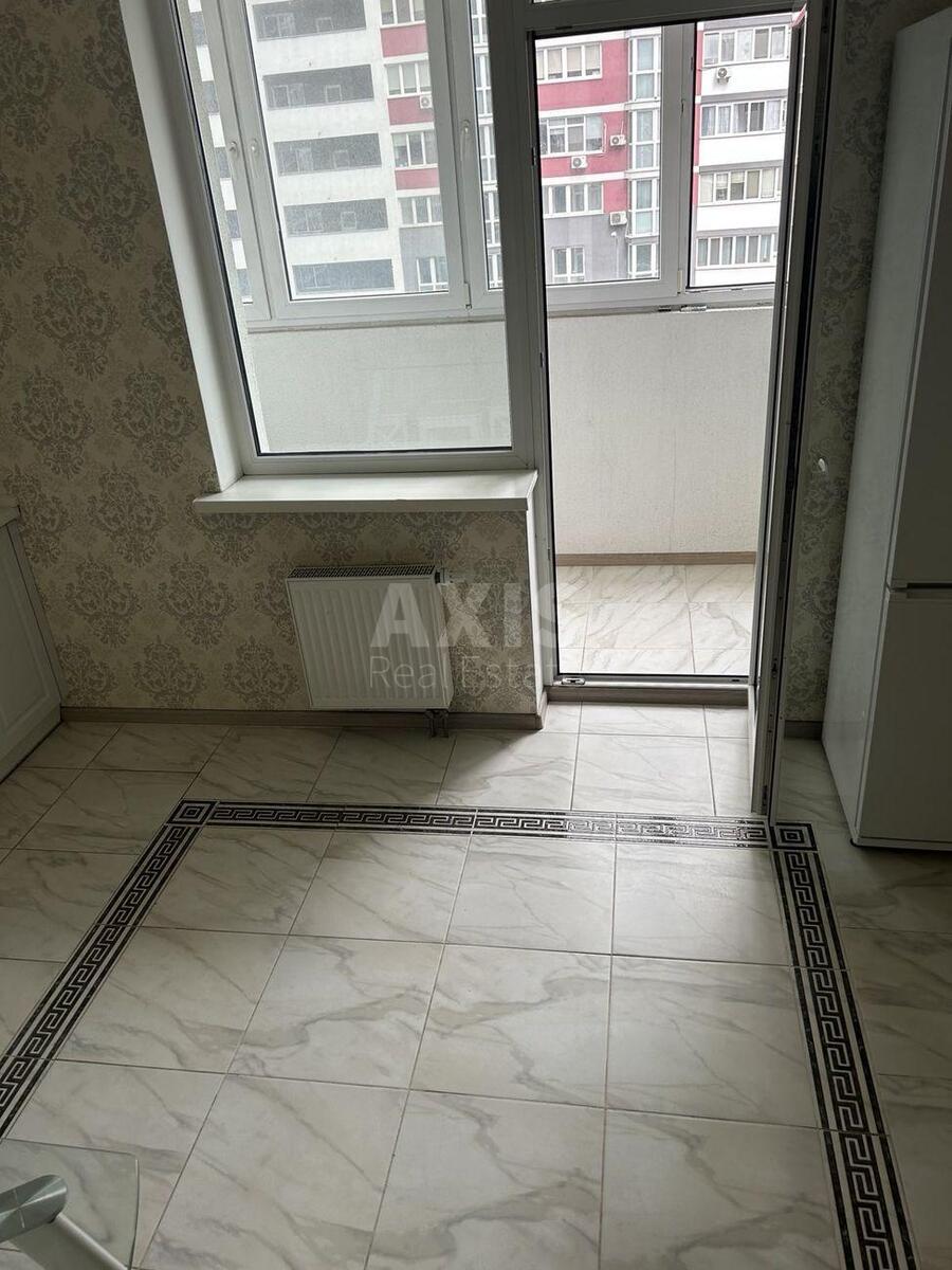 2k apartment vul. Dragomanova 2А2