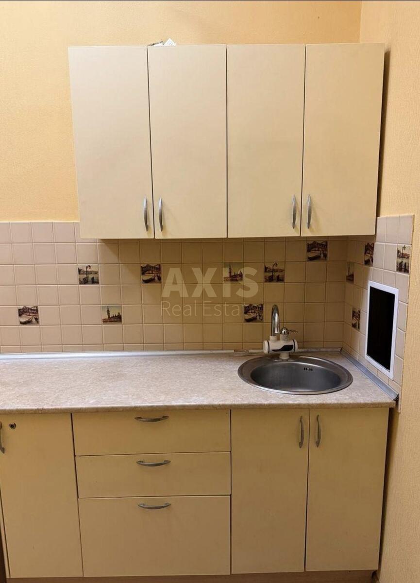 Office vul. Vasyl'chenka 3, 108m28