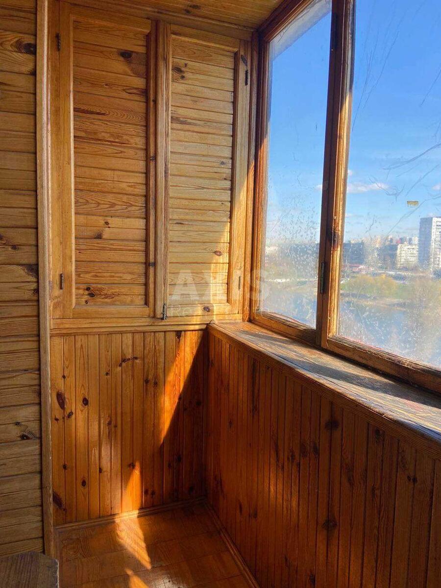 1k apartment vul. Entuziastiv 38