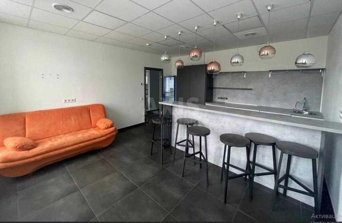 Office vul. Gajdara 58/10, 254m2