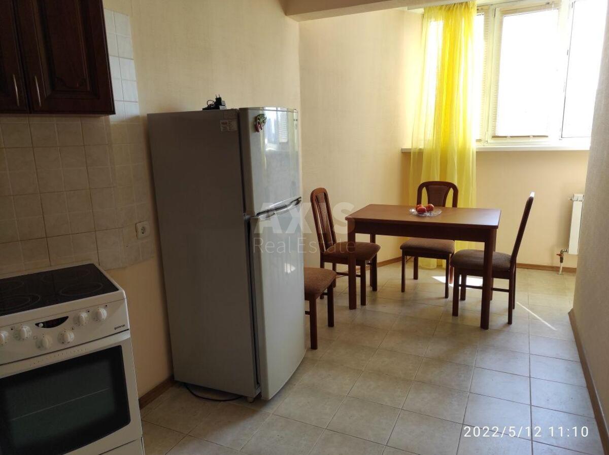 1k apartment pr-t Bazhana Mykoly 1М0