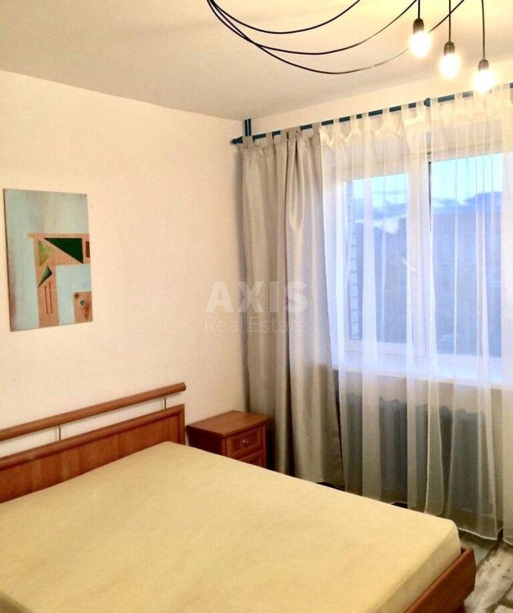 2k apartment vul. Saperno-Slobids'ka 87