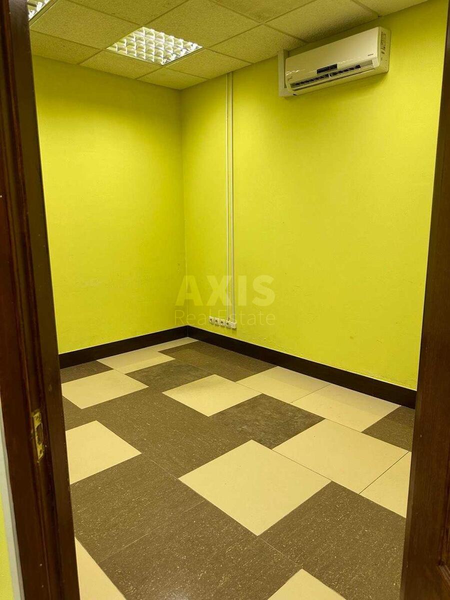 Office vul. Glybochyc'ka 32, 85m26