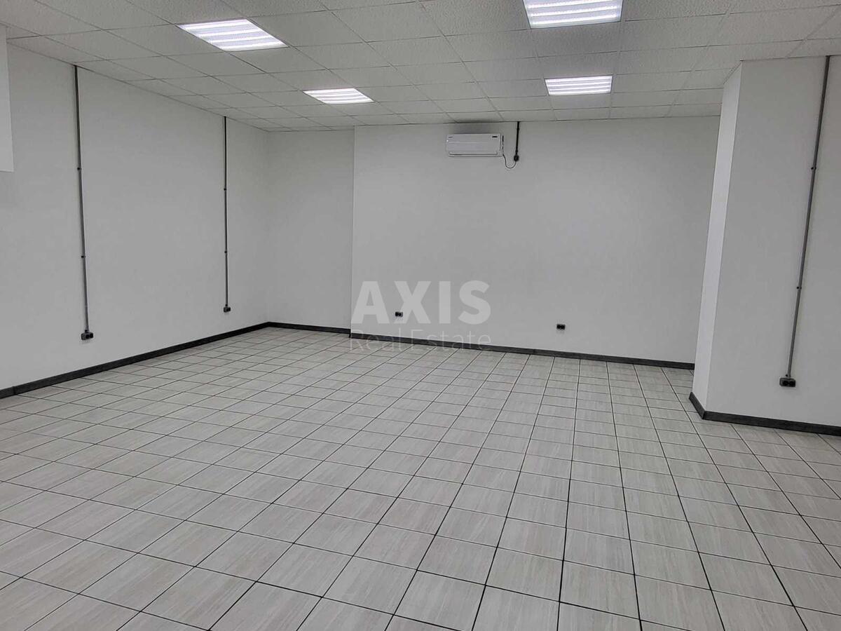 Trade object vul. Ahmatovoi' Anny 35, 58m2562856
