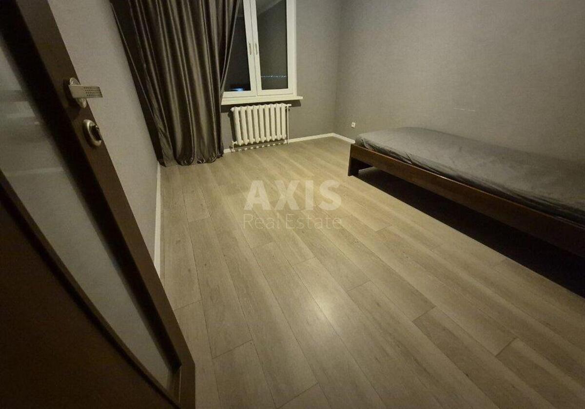 3k apartment vul. Myloslavs'ka 4608332