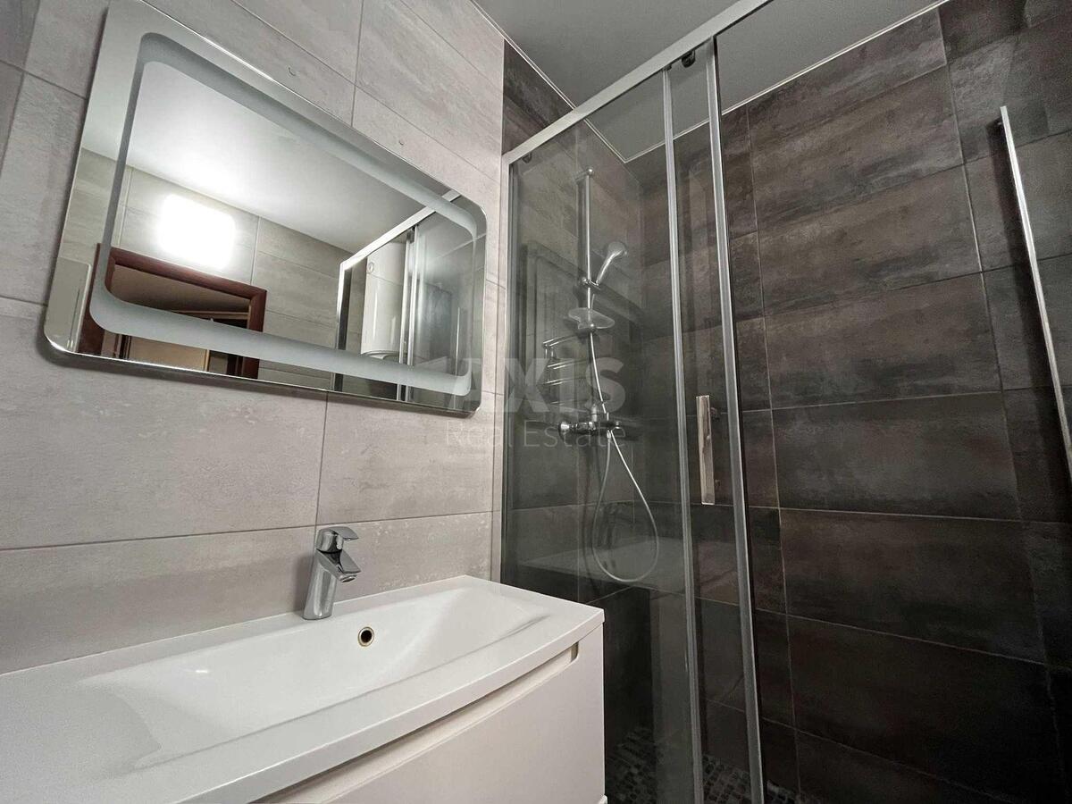 2к квартира ул. Чавдар Елизаветы 21608777