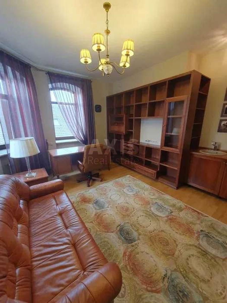 House vul. Ranetna, 360m2, Kyiv city16