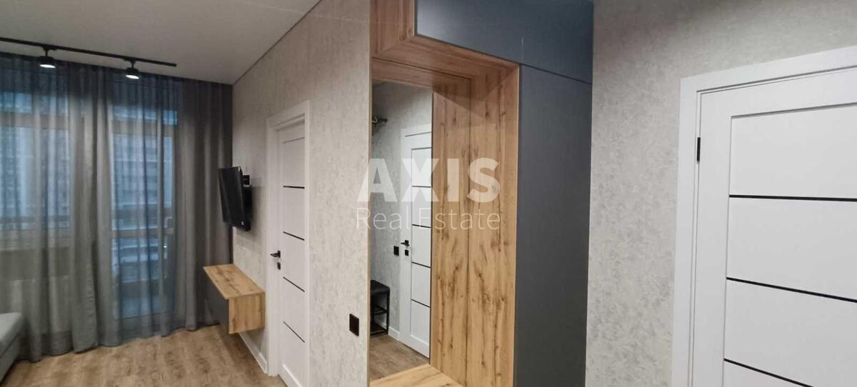 1k apartment vul. Revuc'kogo 40542372