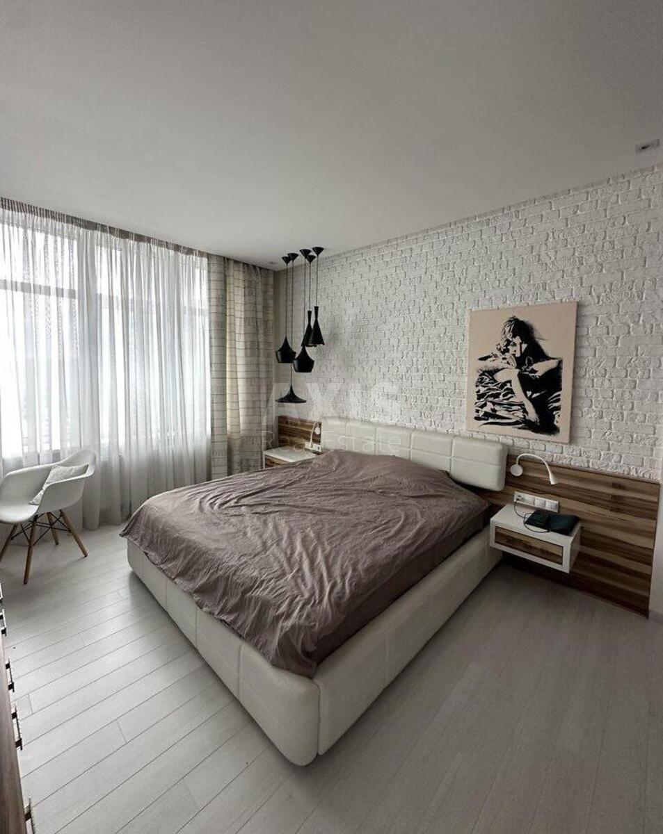 2k apartment vul. Dragomyrova Myhajla 208
