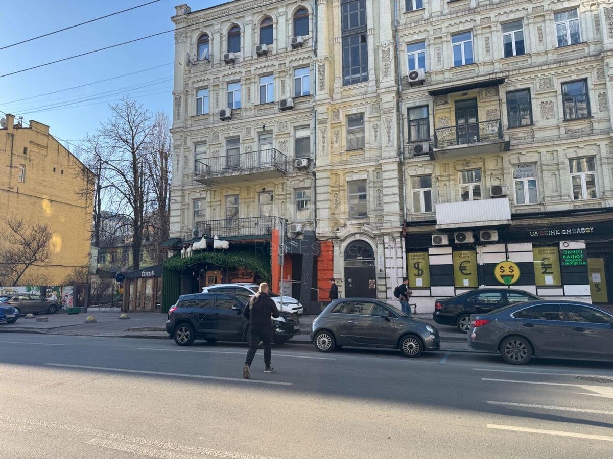 Trade object vul. Rustaveli Shota 4, 71m21