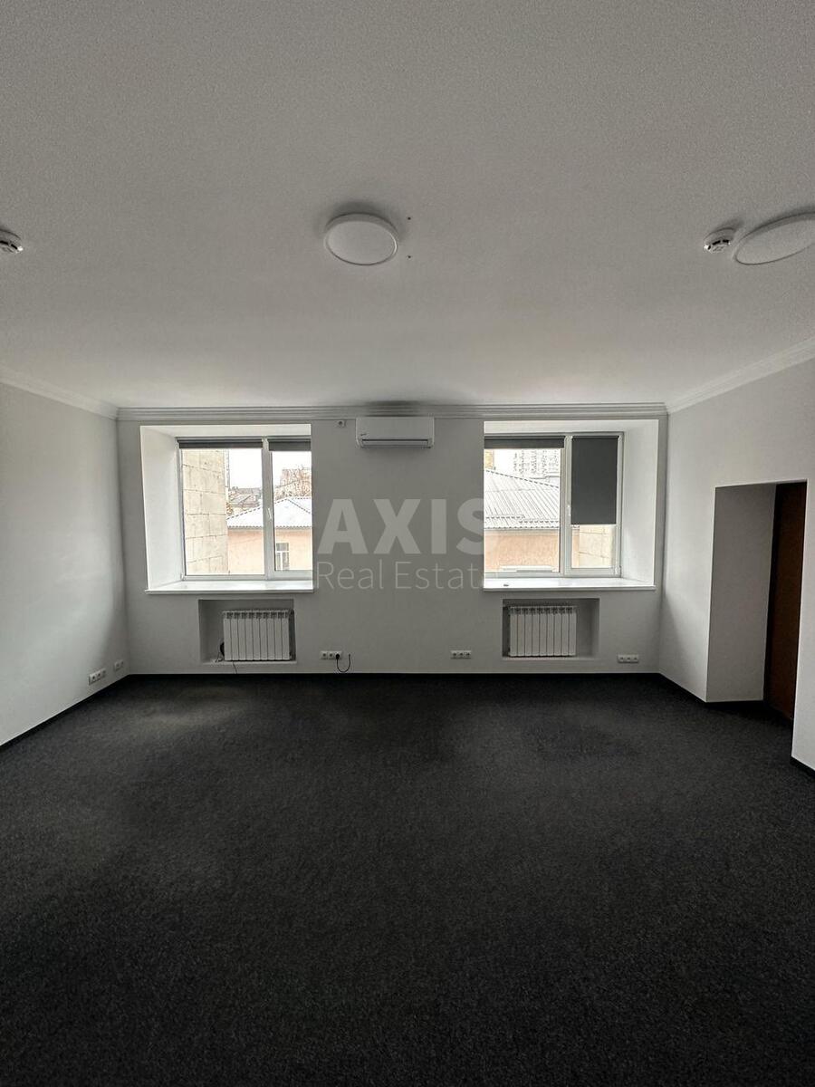 Office vul. Sichovyh Stril'civ 37/41, 93m2616990