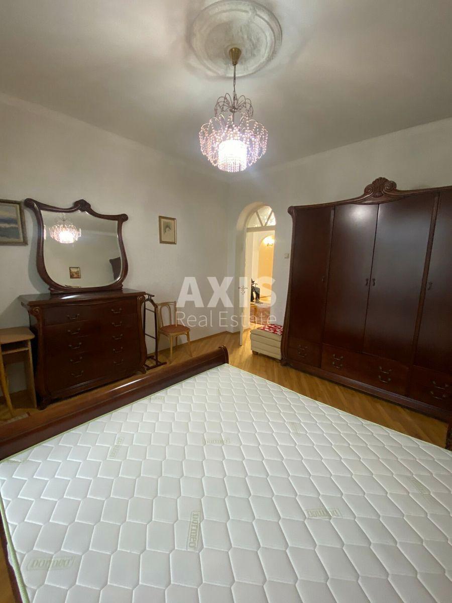 3k apartment vul. Grushevs'kogo Myhajla 34А0
