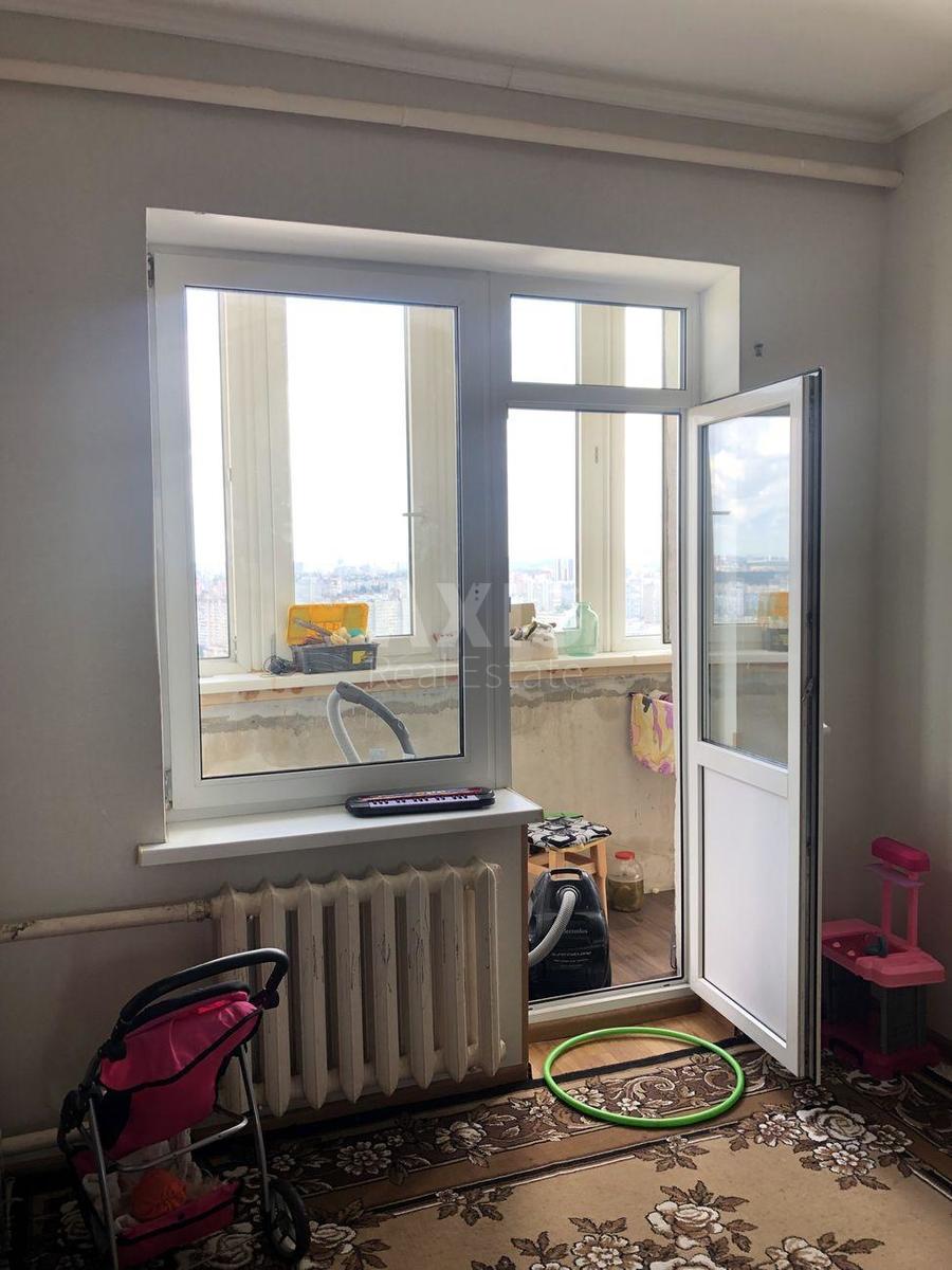 1k apartment vul. Gradyns'ka 17