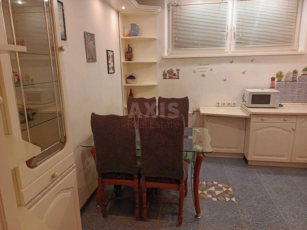 5k apartment vul. Kamjenjeva Komandarma 4А0