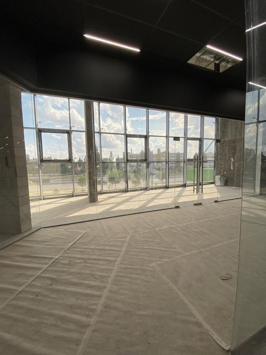 Объект торговли пр-т Бажана Николая 17А, 35м2635595