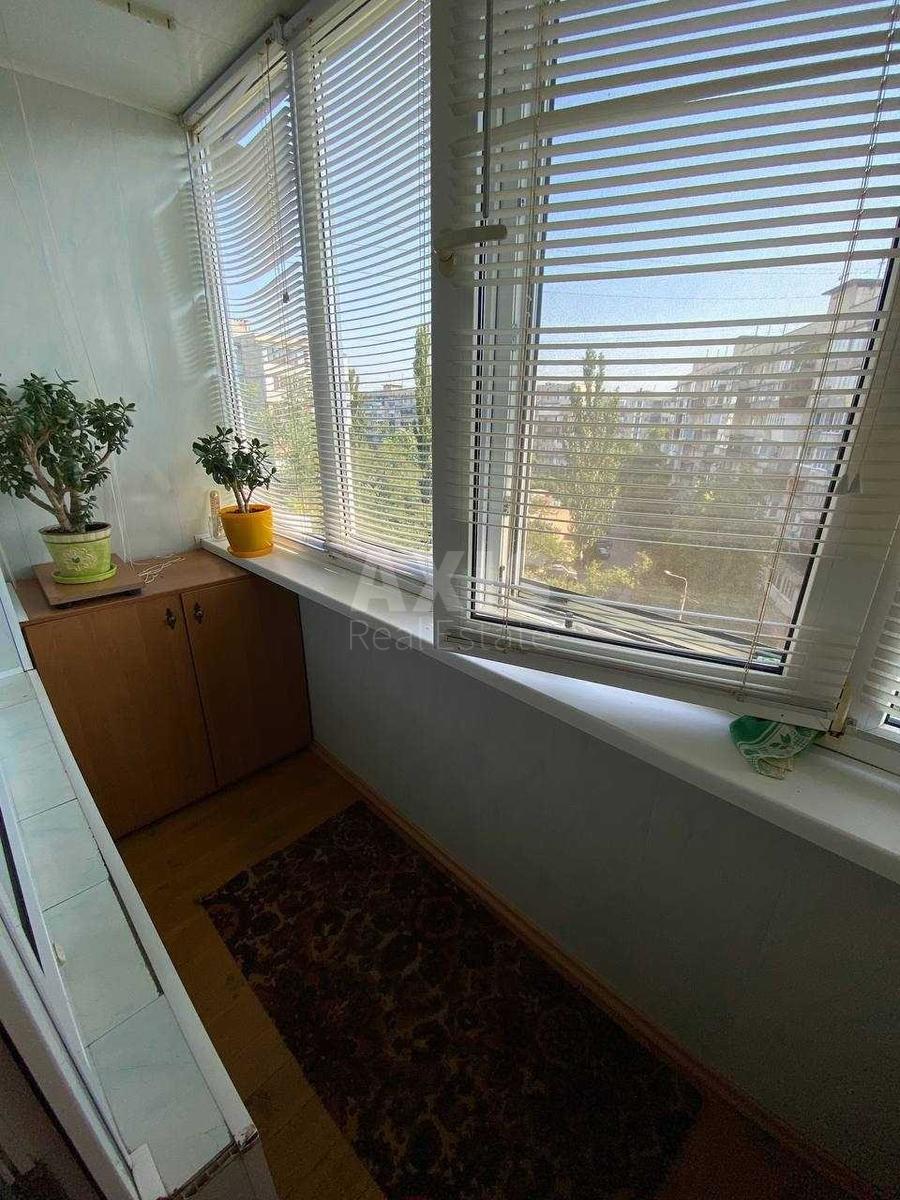2k apartment vul. Miljutenka 10А7