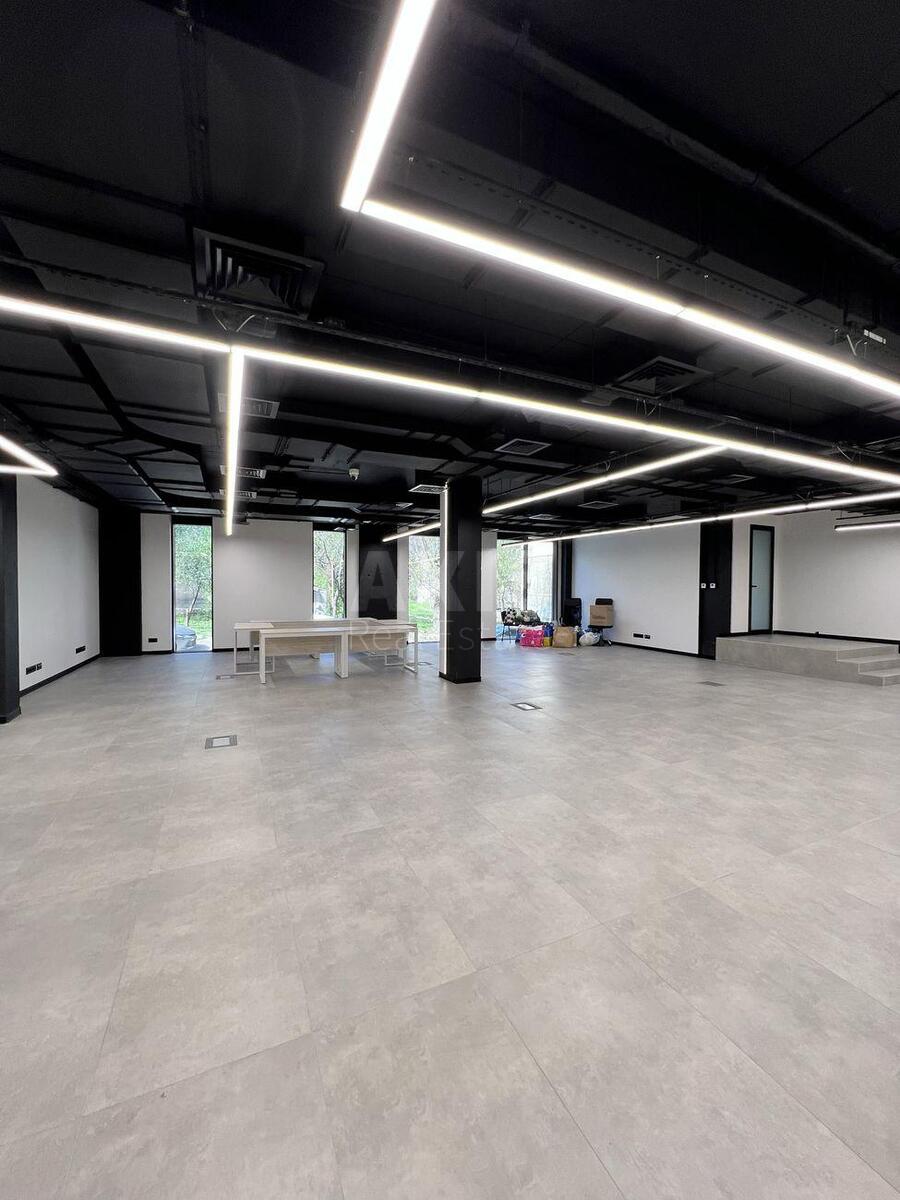 Офис ул. Красиловская 9, 270м24