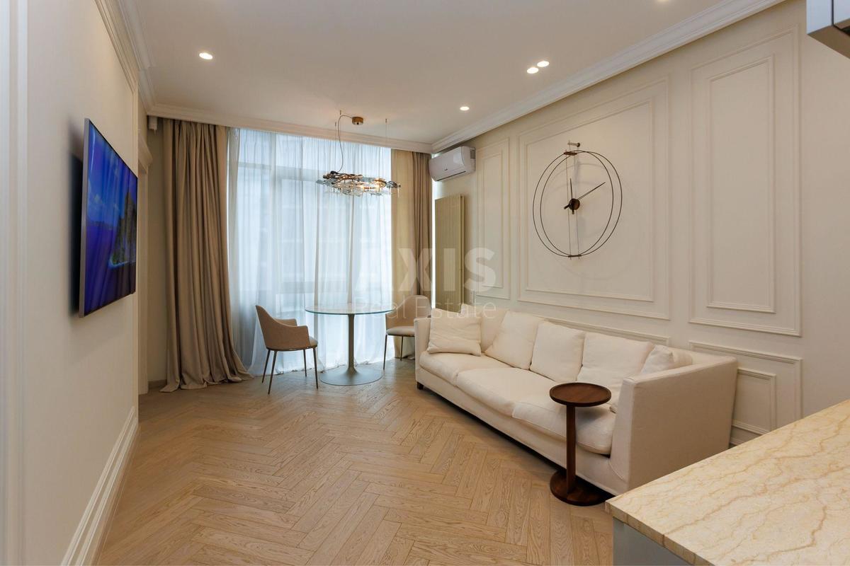 1k apartment vul. Dragomyrova Myhajla 180