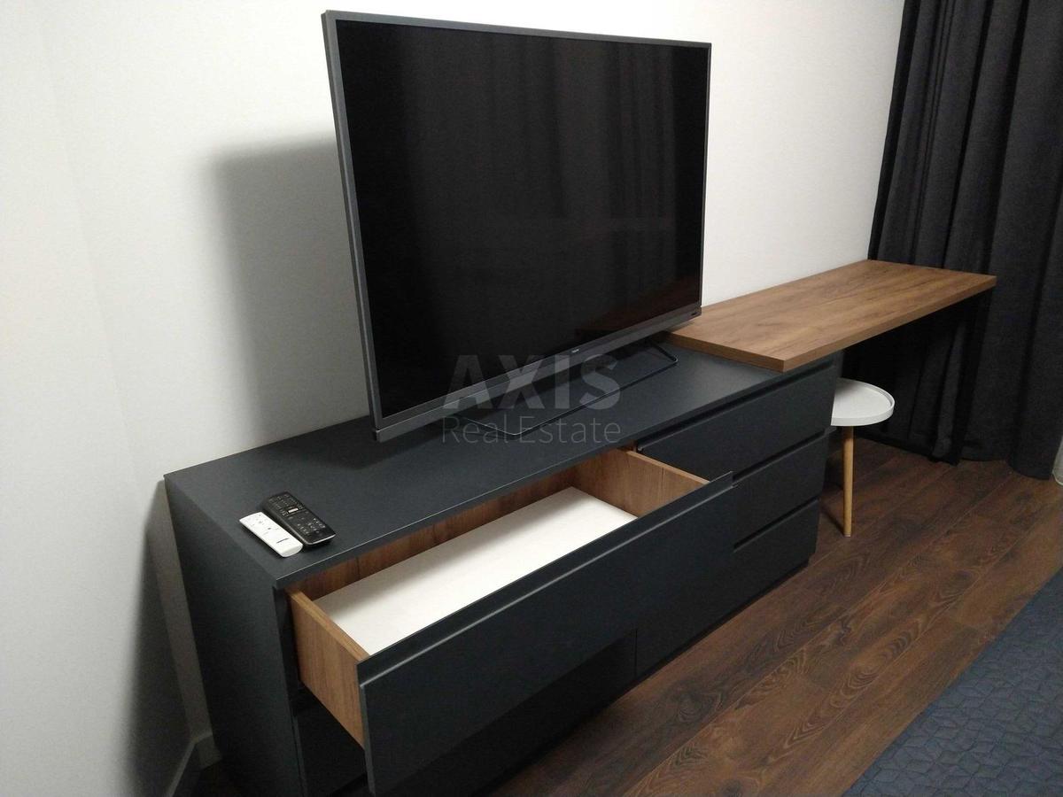 1k apartment vul. Lypkivs'kogo Vasylja Mytropolyta 37Б14