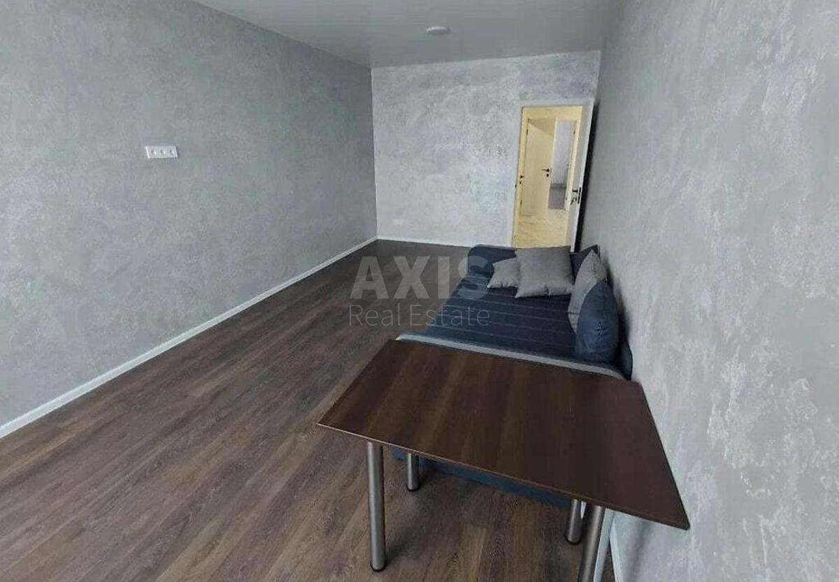 3к квартира ул. Заболотного Академика 148В3