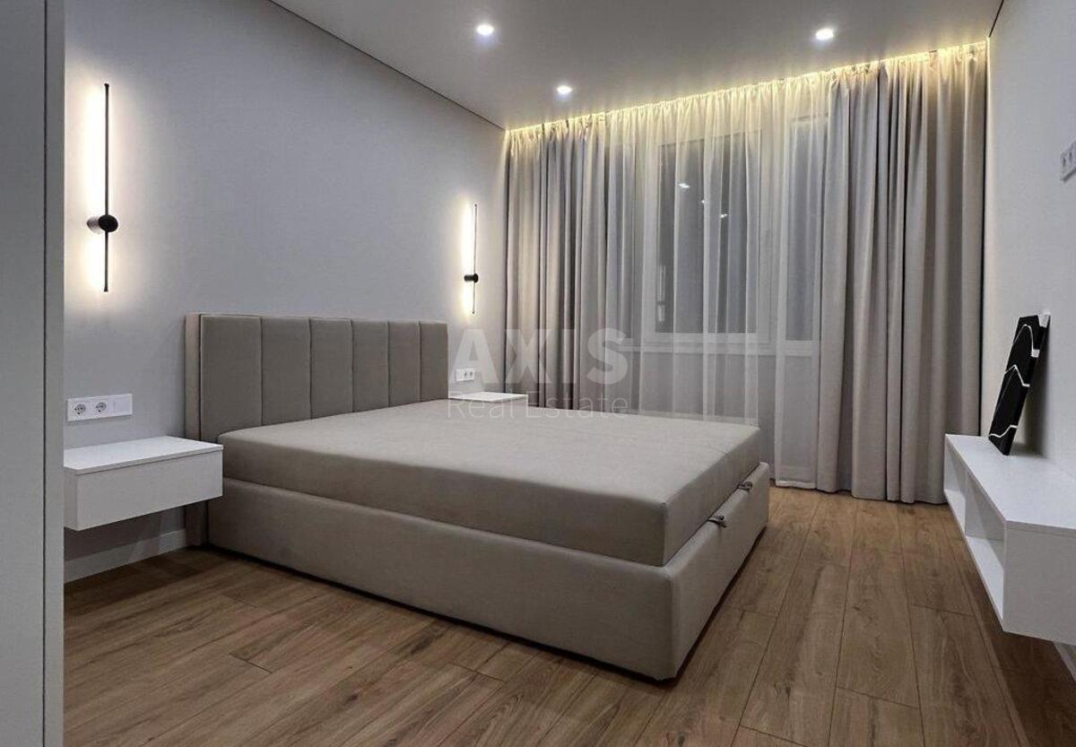 1k apartment vul. Pivnichno-Syrec'ka 12А6