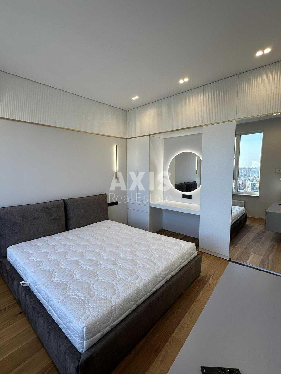 1k apartment vul. Antonovycha 1097