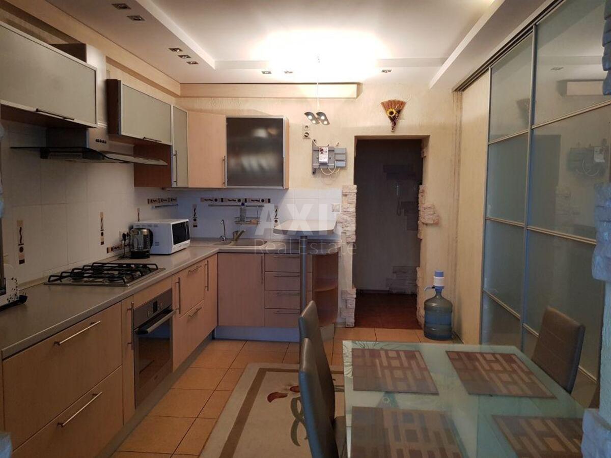 1k apartment vul. Hmel'nyc'ka 10599460