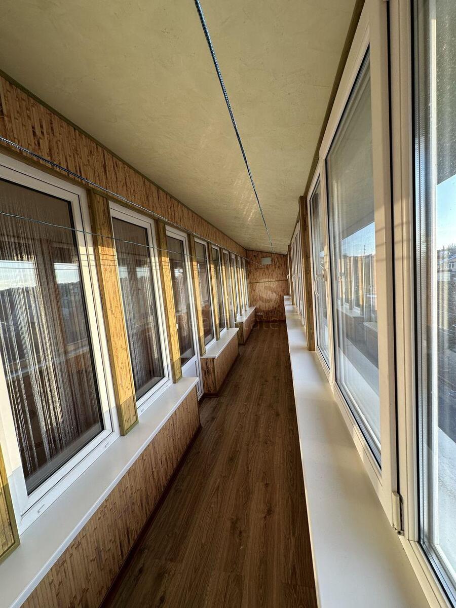 2k apartment vul. Malokytai'vs'ka 49625815