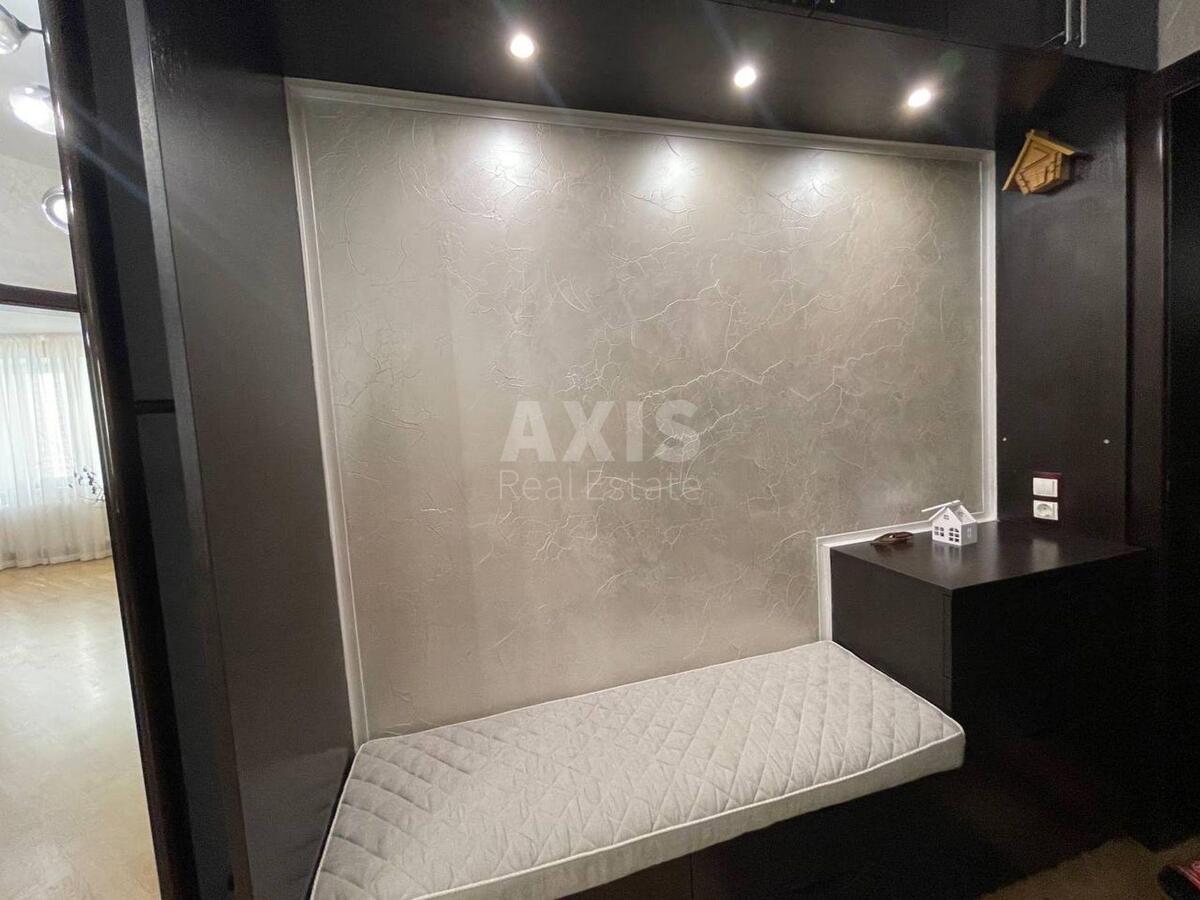 2k apartment pr-t Bazhana Mykoly 144