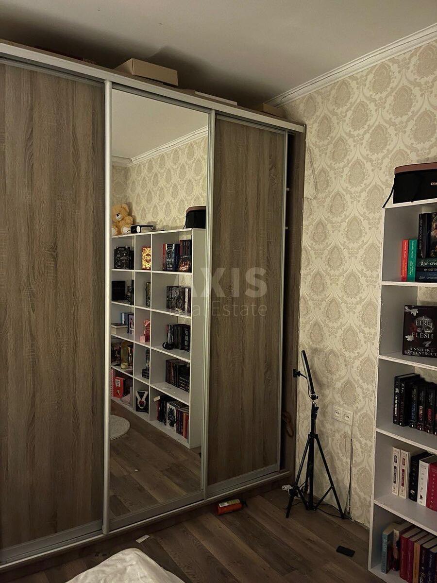 2k apartment vul. Horol's'ka 8/45756013