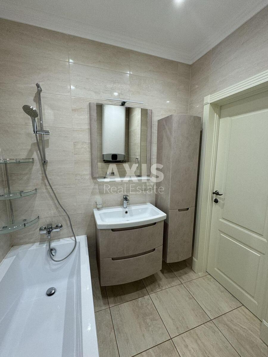 3k apartment vul. Kahovs'ka 609