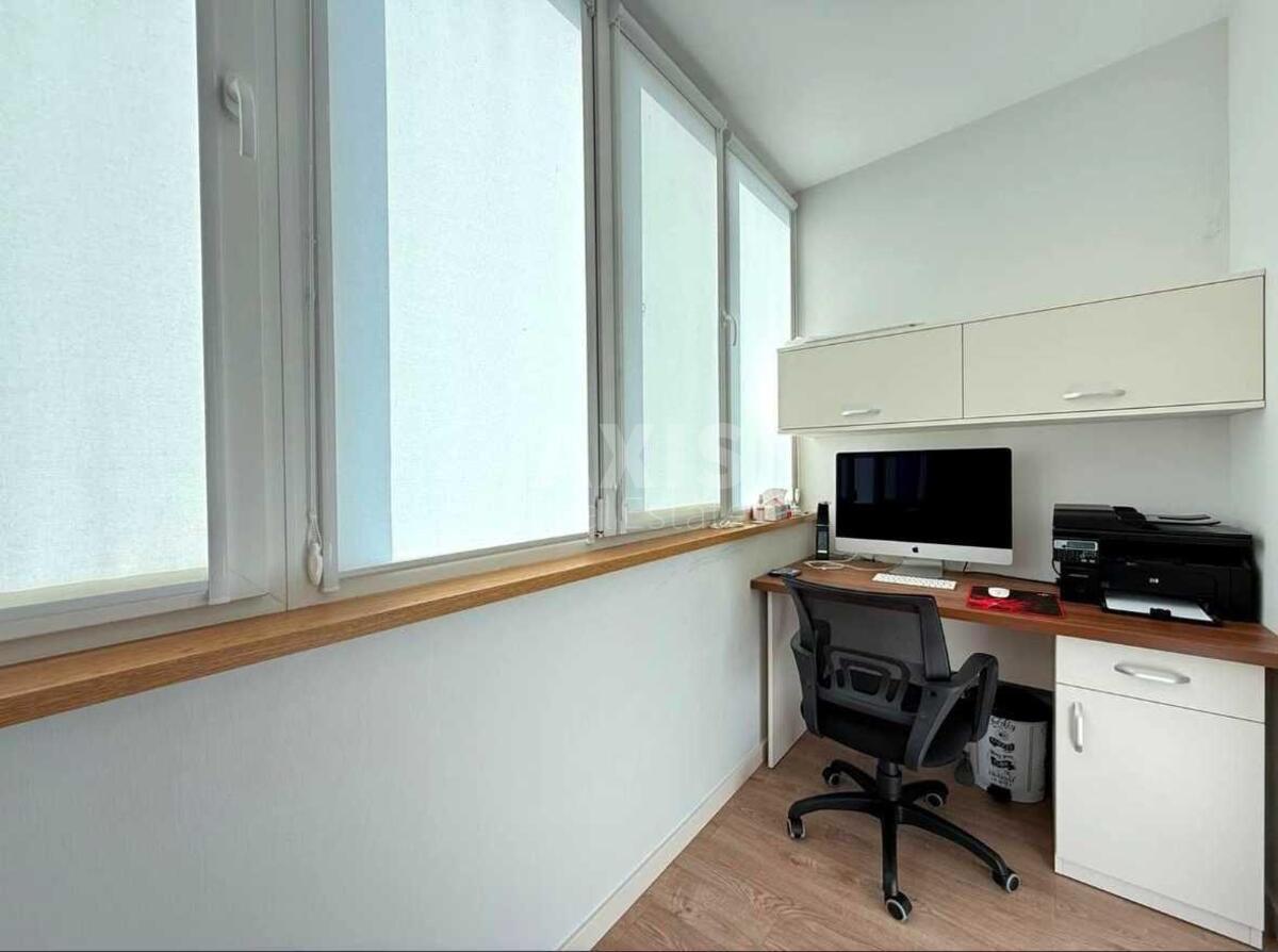 3k apartment vul. Gogolivs'ka 37/2620077