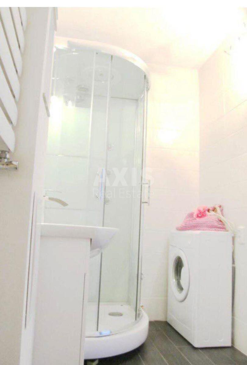 1k apartment vul. Karpyns'kogo Akademika 12/258