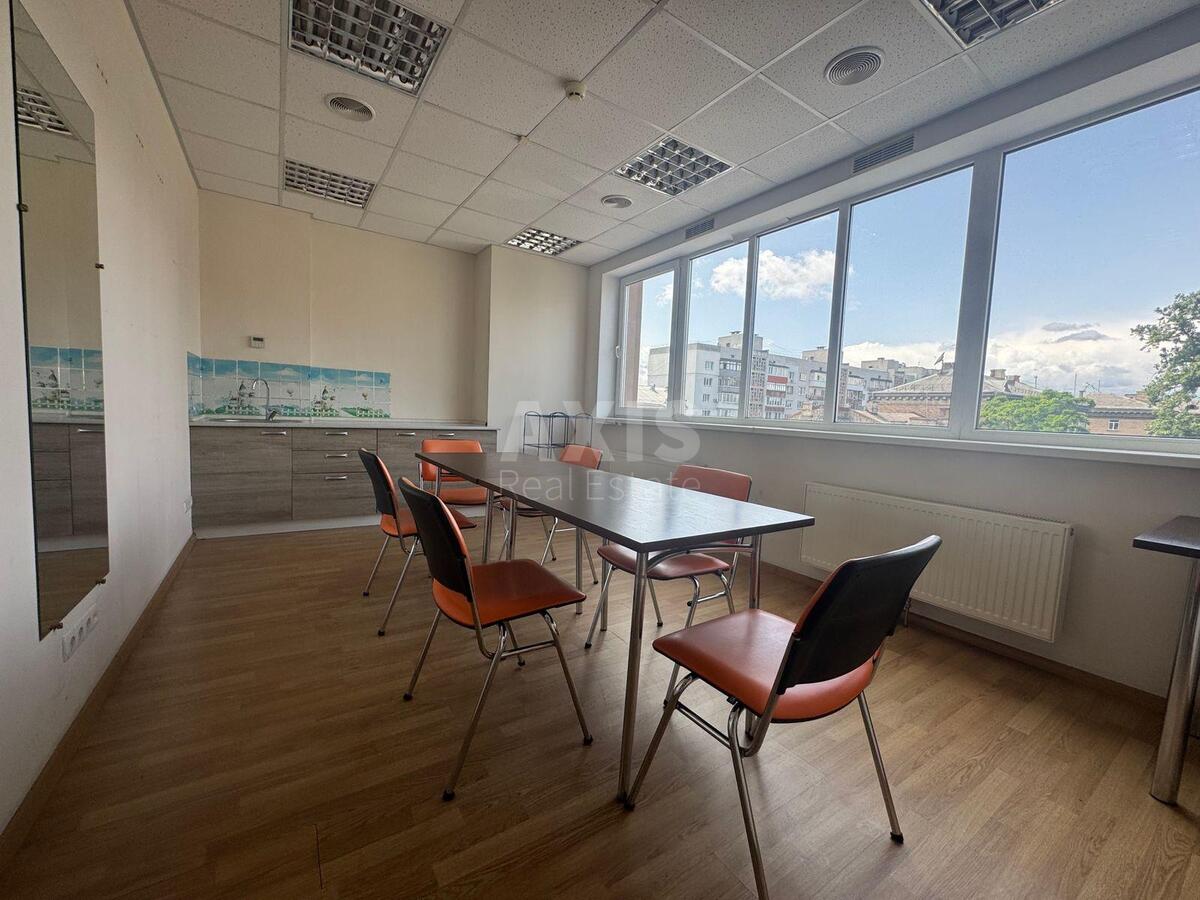 Office vul. Jaroslavs'ka 56А, 202m2577970
