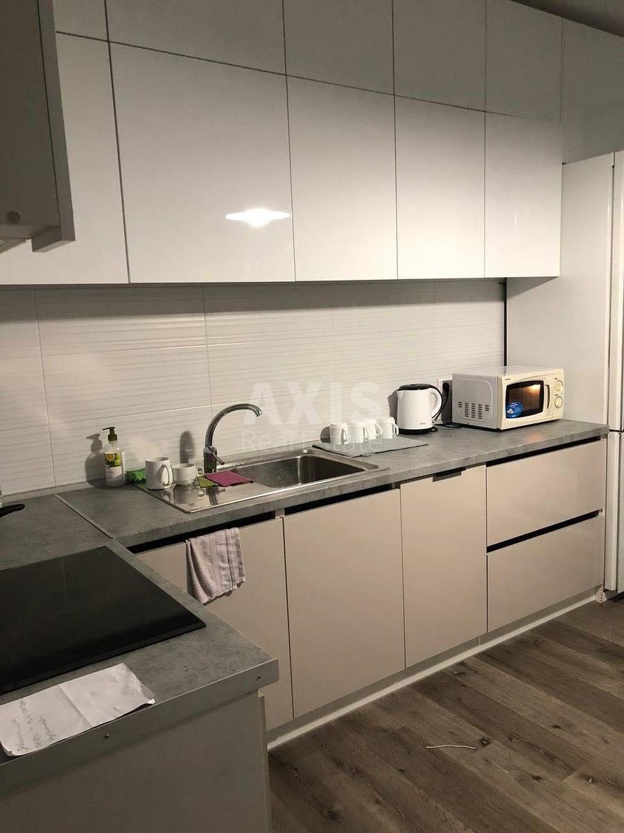 3k apartment vul. Osokors'ka 2А