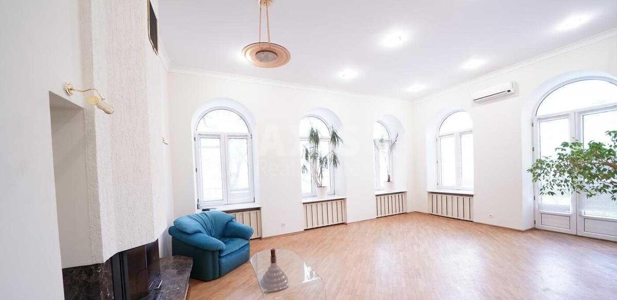 Офис ул. Лютеранская 12, 135м23