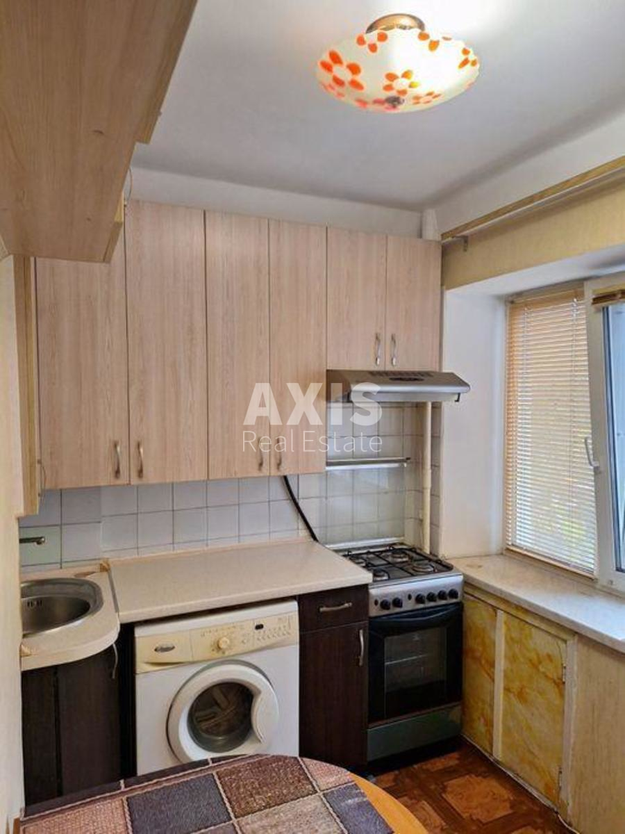 2k apartment vul. Nishhyns'kogo Petra 65