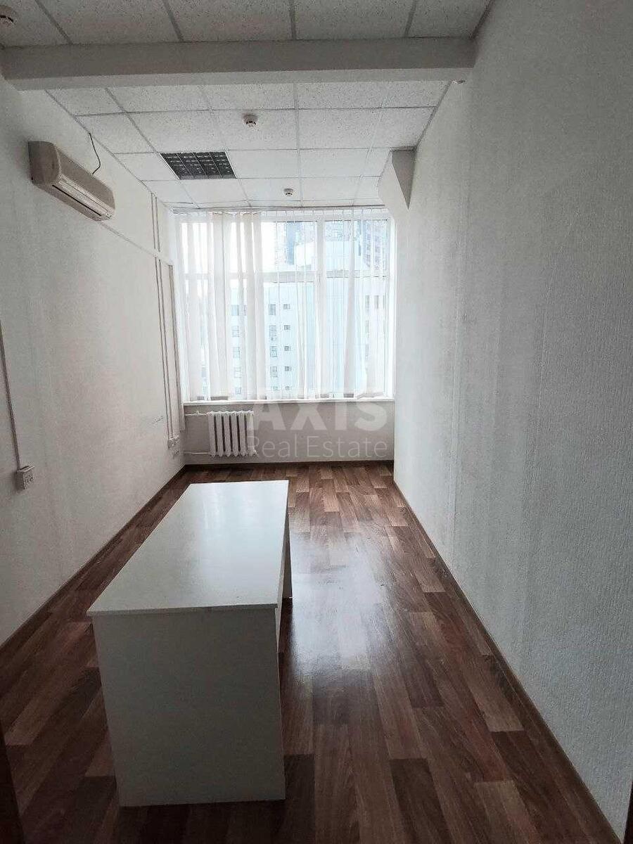 Офис ул. Кутузова 18/7, 155м24