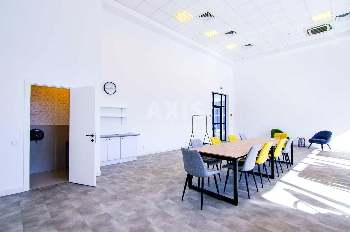 Офис пер. Охотский 7, 125м27