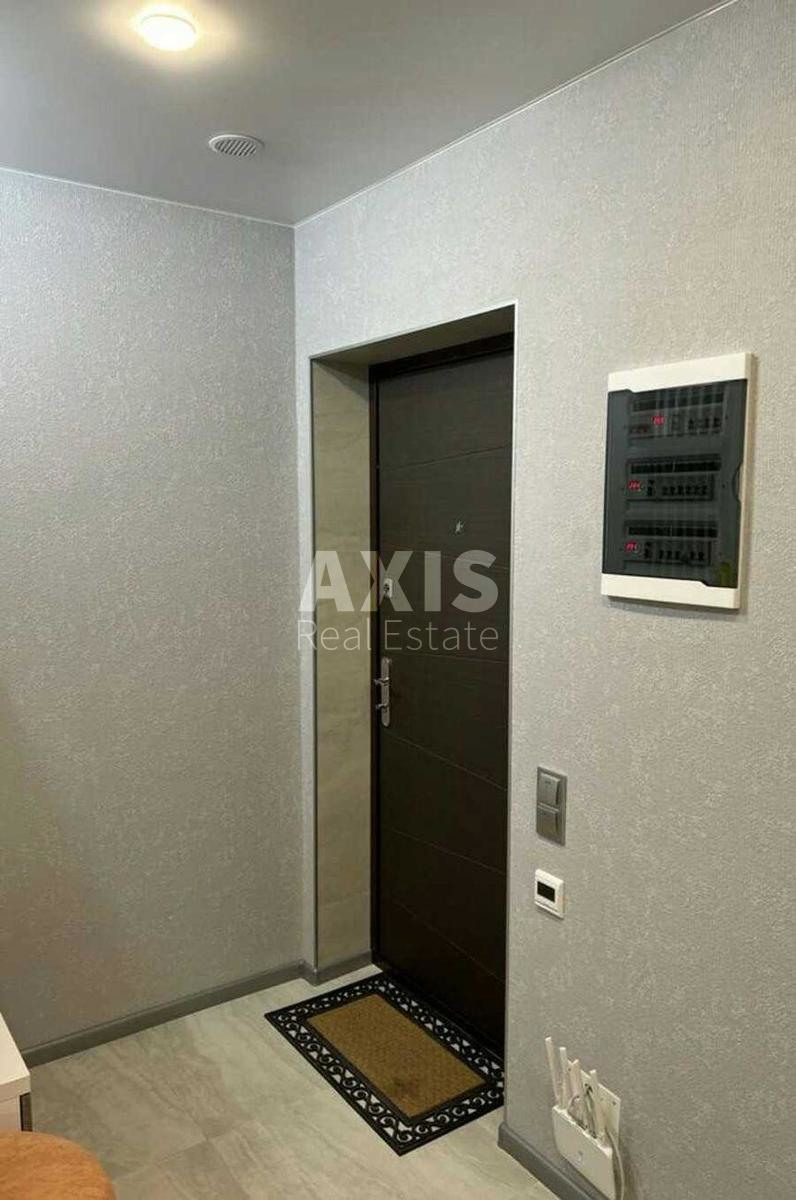 2k apartment vul. Myhajla Maksymovycha 326