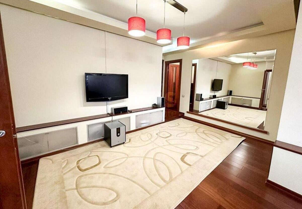 3k apartment vul. Pan'kivs'ka 27/781