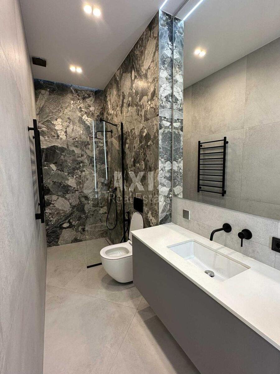 1k apartment vul. Antonovycha 1094