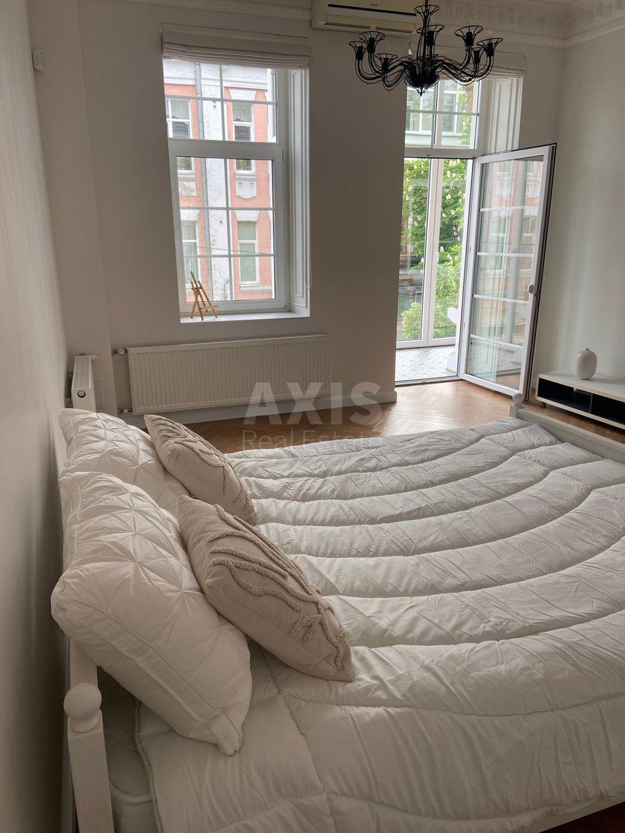 1k apartment vul. Kostjantynivs'ka 320