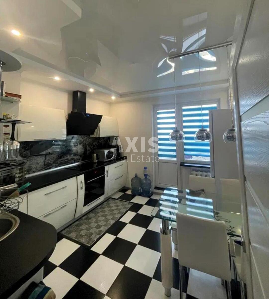 3k apartment vul. Urlivs'ka 3863881